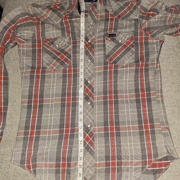 Wrangler Men's Casual Plaid Shirt - Red and Gray - Picture 10 of 12